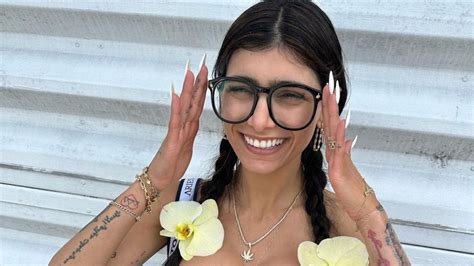 mia kalhifa porno|Vidéos pornos Mia Khalifa 2024 : Scènes de sexe de star du。